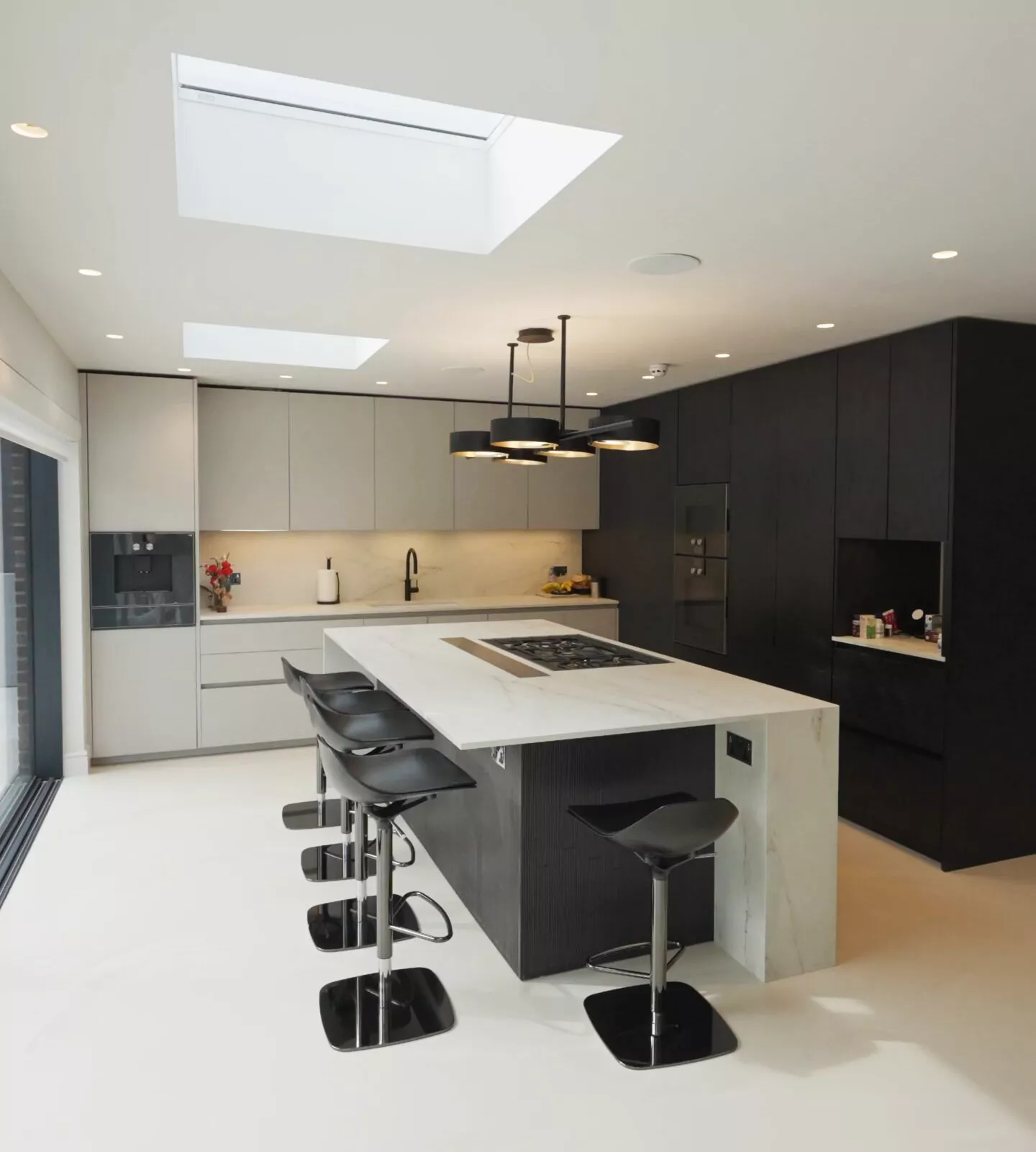 Luxury bespoke kitchen by Hi-Spec Design